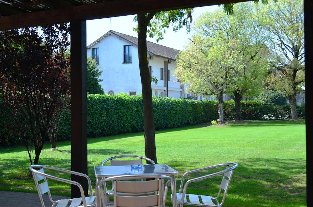 Agriturismo La Fraccina Villa Spino d'Adda Exterior foto
