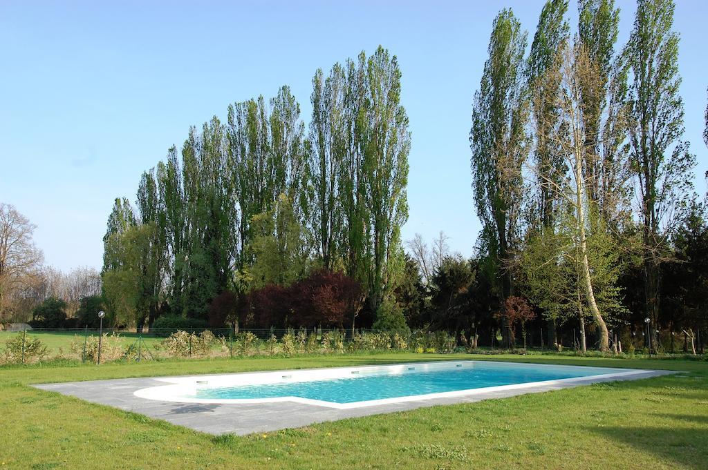 Agriturismo La Fraccina Villa Spino d'Adda Exterior foto